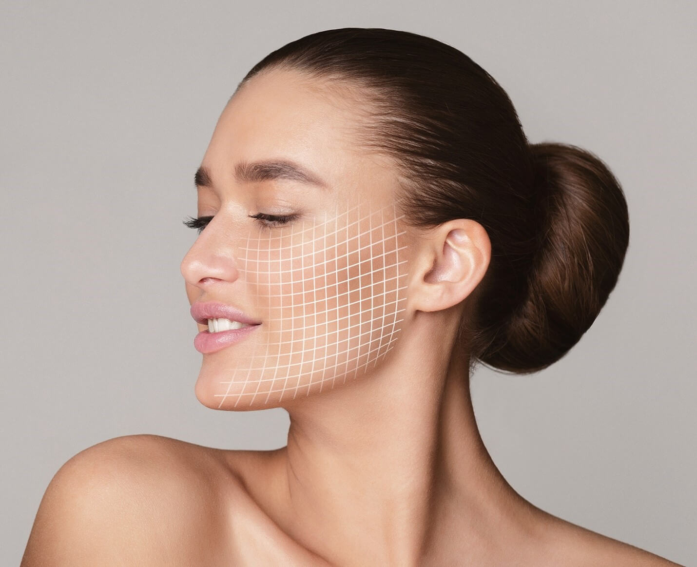 Plasma 02 woman receiving fibroblast skin therapy